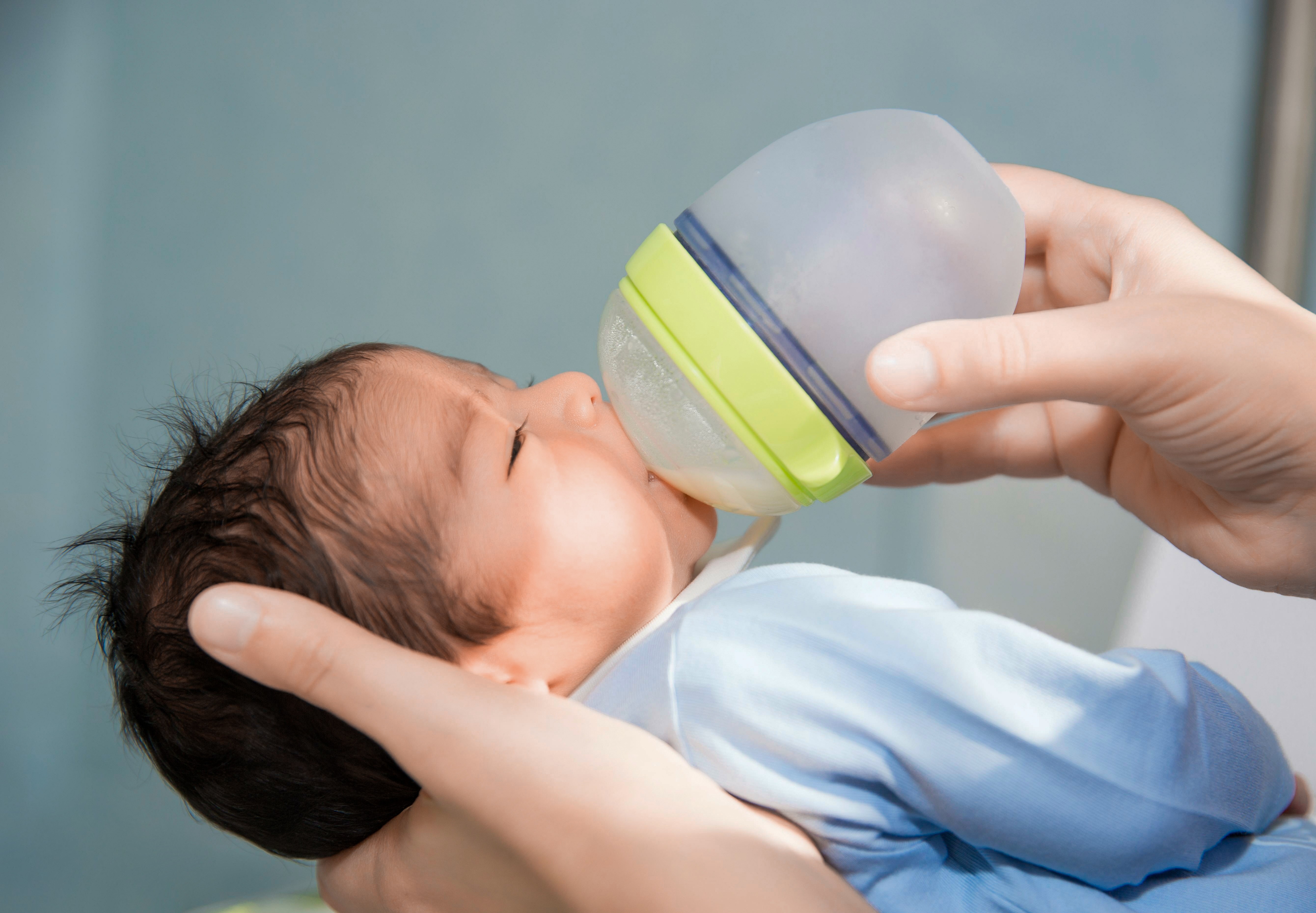 ASIP beku ditolak bayi, solusi ASIP berbau, enzim lipase ASI, cara mencampur ASIP, ASIP untuk MPASI, tips menyimpan ASI, ASI berubah bau, Bunda, si Kecil